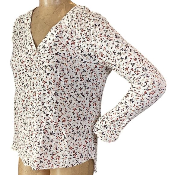 Nordstrom,  Hinge "Ivory Eggnog" Bird Leaf Print Top M #231M - Picture 5 of 8